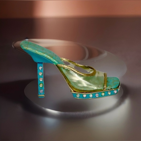 Just The Right Shoe ‘ILLUSIONS’ By Raine - Picture 3 of 8